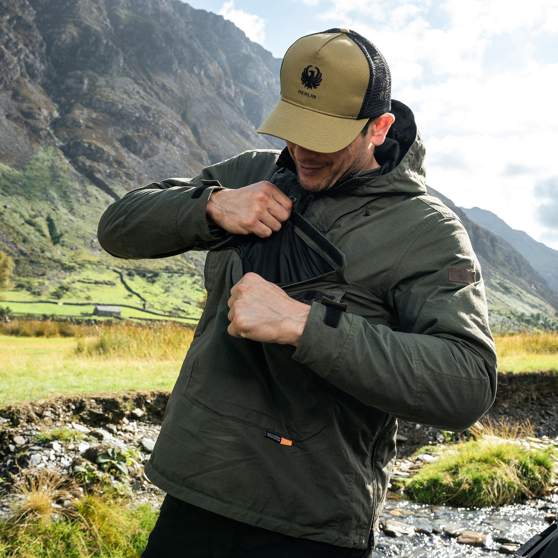 Merlin Explorer Smock jacket in green