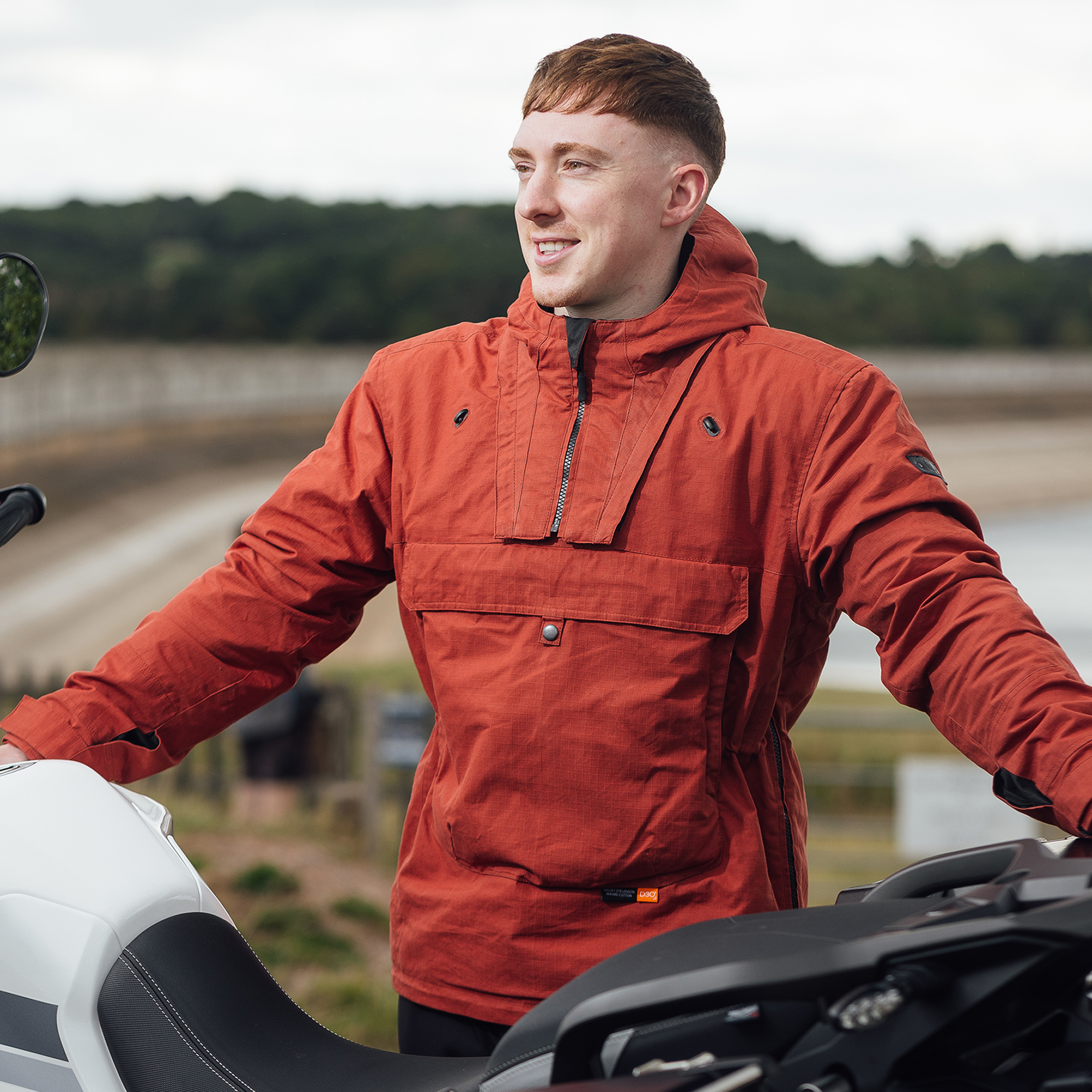 Merlin Outlaw smock in ochre