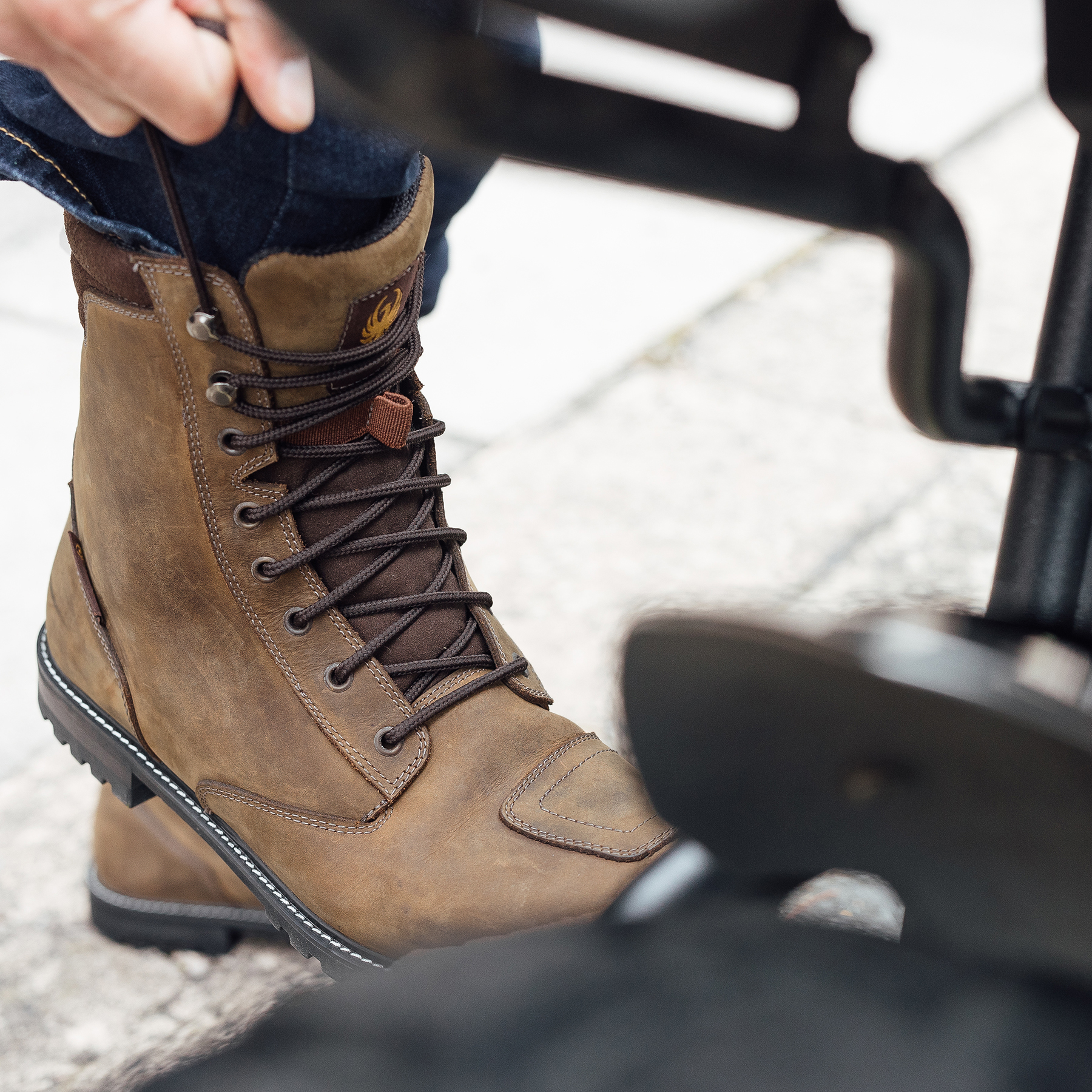 Merlin Drax II boot in brown