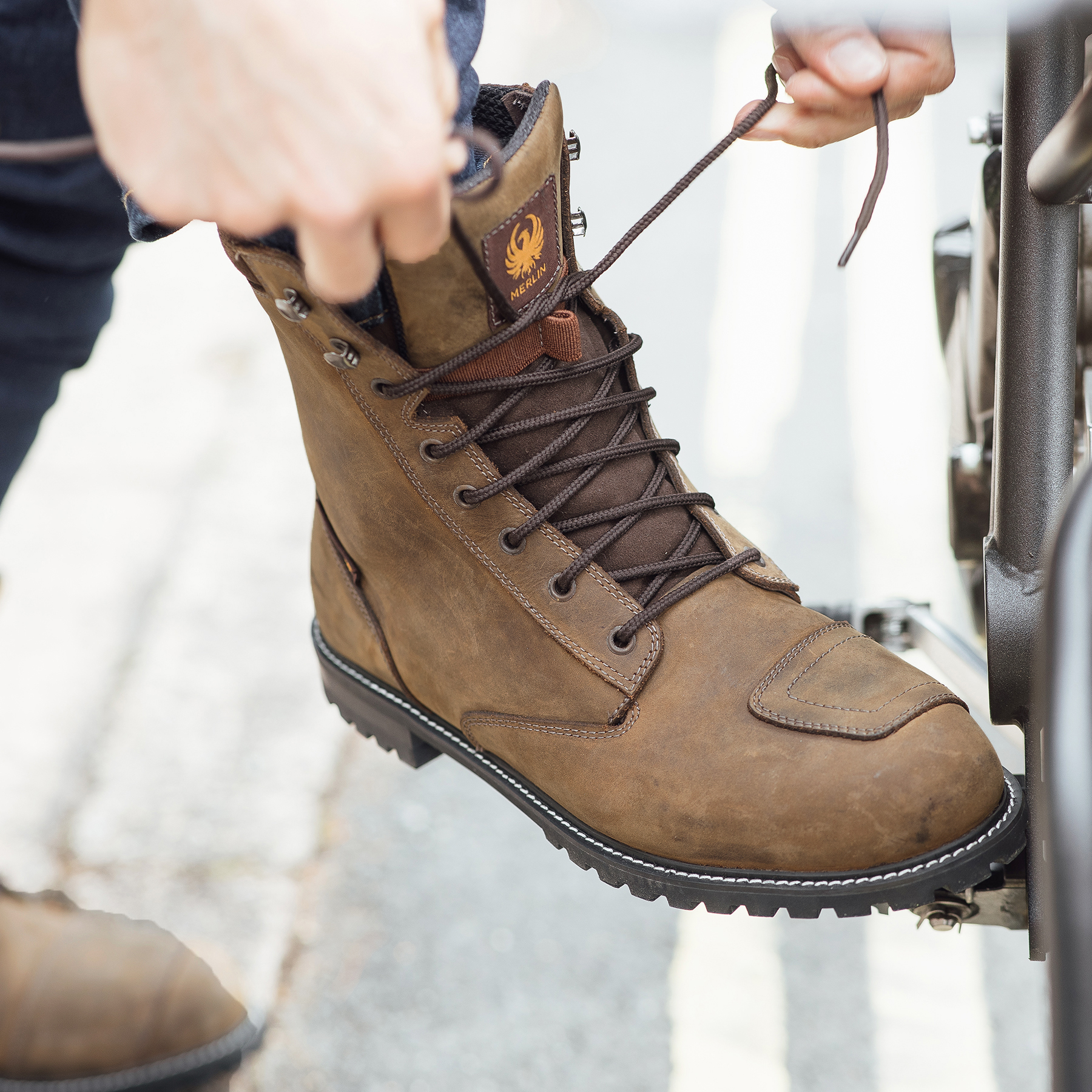 Merlin Drax II boot in brown